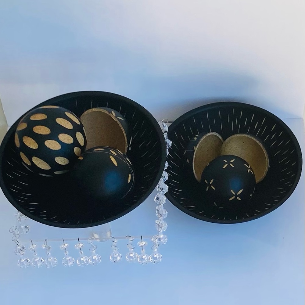 NWOT _ Set - Wood handcraft design bowl-decor